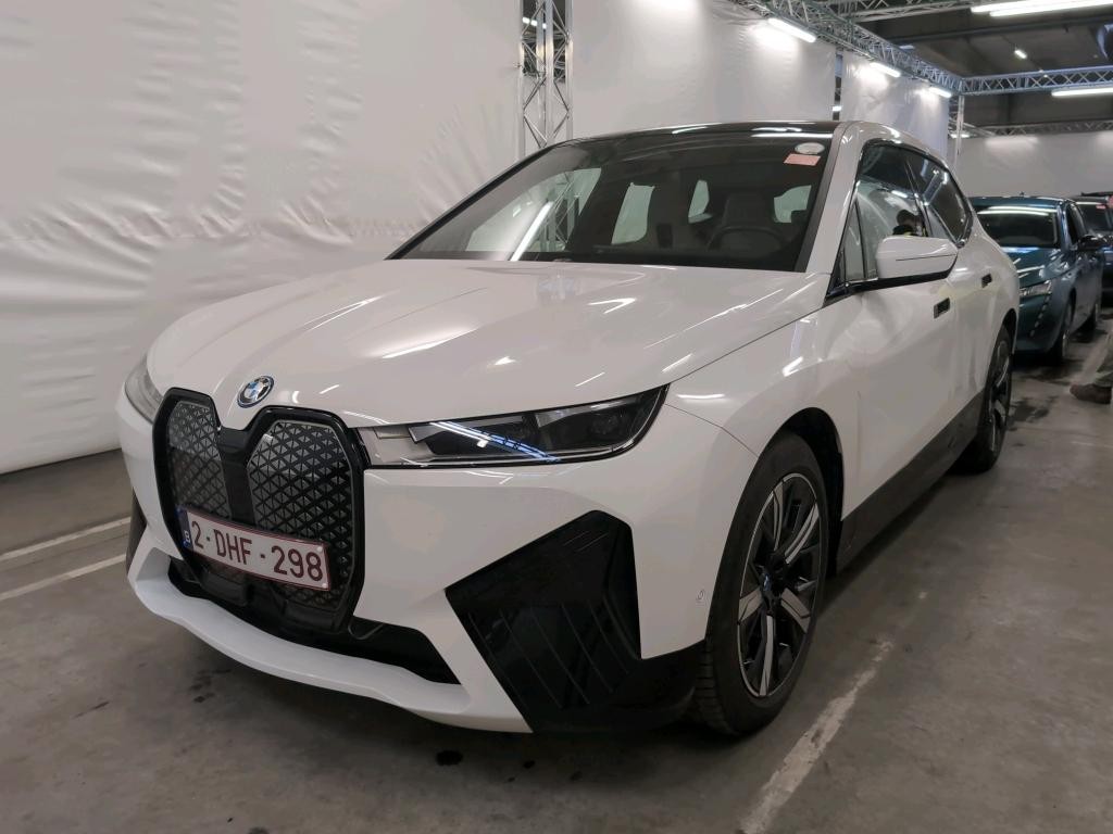 BMW iX
